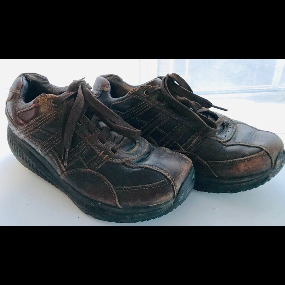 Men’s Sketchers Shape-ups Size 10.5 Brown Leather